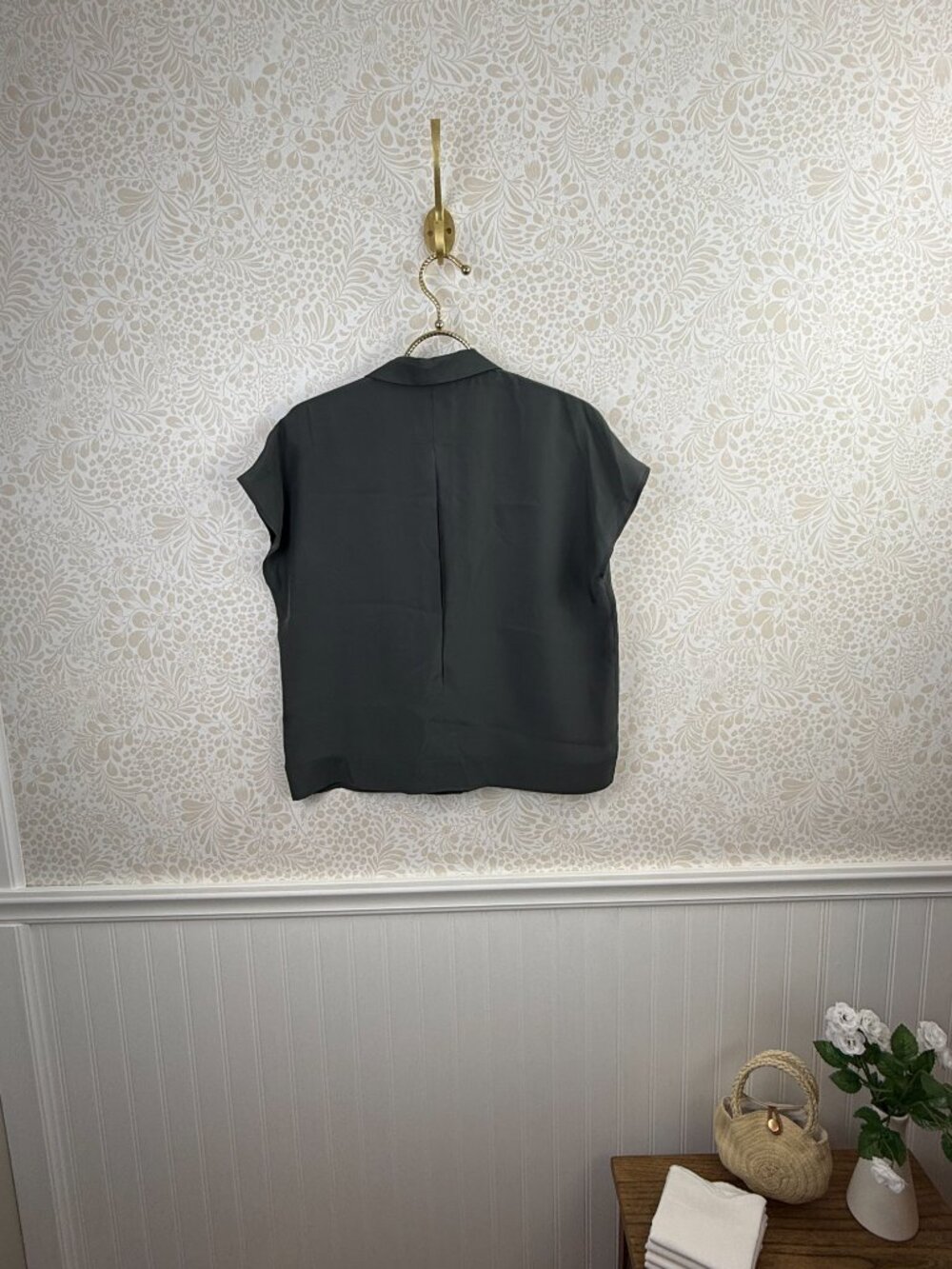 ATM 100% Silk Gray Plume Charmeuse Camp Shirt - Size - Small - Picture 6 of 9